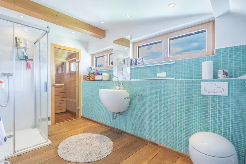 Badezimmer Dachgeschoss